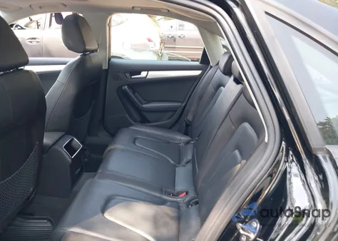 2010 Audi A4 2.0T Premium z USA, uszkodzony, nr VIN WAUDFAFL9AN039260